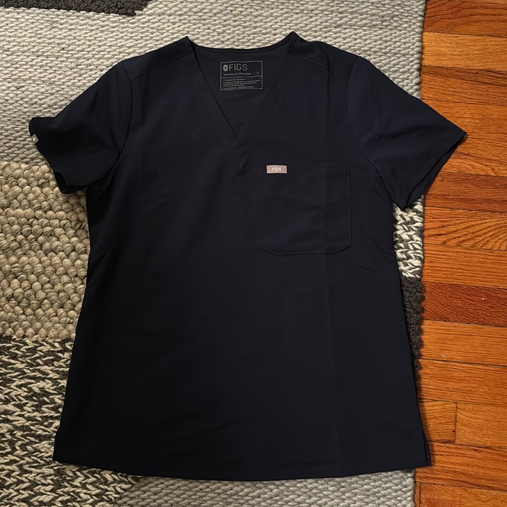 Navy, short sleeve scrub top